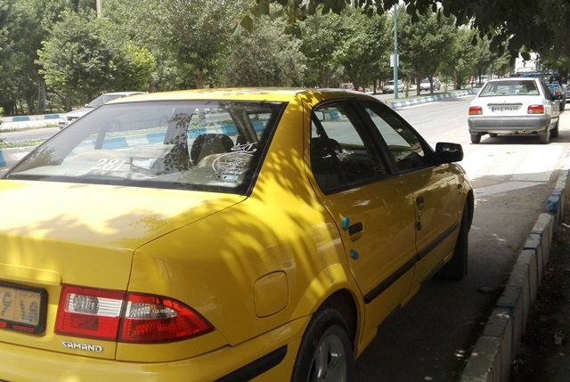 کرایه های تاکسی در گیلانغرب خودسرانه افزایش یافته اند/ رییس شورای  اسلامی شهر؛ افزایش کرایه غیر قانونی است