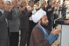 صفوف به هم پیوسته و دشمن شکن مردم  گیلانغرب در مصلای نماز جمعه+تصاویر