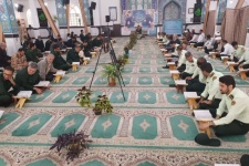 محفل انس با قرآن کریم  در مسجد جامع شهرستان گیلان غرب برگزار شد +تصاویر