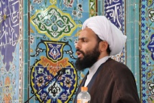 تذکر امام جمعه گیلانغرب به مسئولان در خصوص پیگیری مطالبات مردم و ممانعت از ترک فعل+عکس