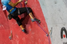 رفتار عجیب سنگ‌نورد تیم ملی با پرچم کشورمان!