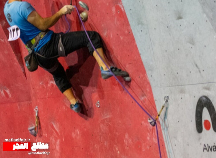 رفتار عجیب سنگ‌نورد تیم ملی با پرچم کشورمان!