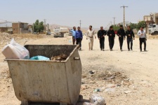 بازدید میدانی شهردار و اعضای شورای اسلامی شهر گیلانغرب از مشکلات مردم+عکس