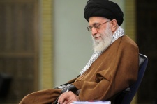 رهبر انقلاب: باید پیام شهیدان را بدرستی بشنویم و از آن بهره گیریم