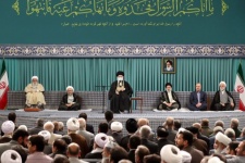 امروز رژیم صهیونیستی لبریز از کینه و غیظ است و قرآن می‌فرماید موتوا بغیظکم!