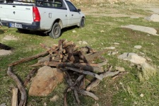 انهدام یک باند کوری ذغال  غیر مجاز در گیلان غرب+عکس