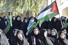 اجتماع بزرگ بانوان  فاطمی در شهرستان گیلان غرب  برگزار شد +عکس