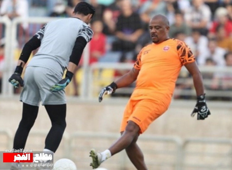 مربی پرسپولیس در راه لیگ ستارگان قطر