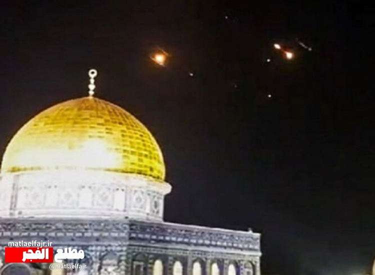 موشک‌های ایرانی گنبد آهنین را شکست/بیش از ۳۰۰ پهپاد به اسرائیل شلیک شد