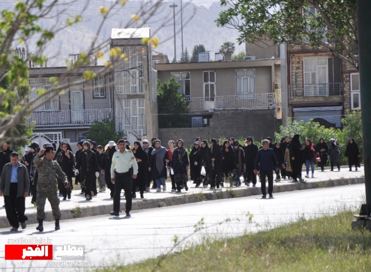 پیاده روی بانوان در گیلانغرب  برگزار شد+عکس