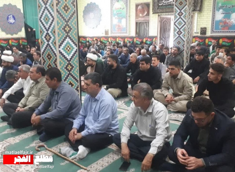 حضور در مساجدپاسداری از ارزشها و جزء عبادت است+عکس