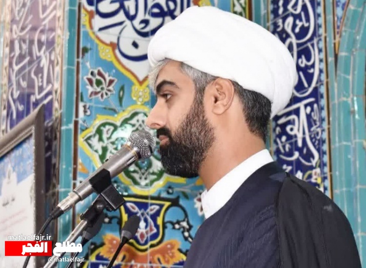 ولایت مداری، نبوغ نظامی و سلحشوری از شاخصه‌های شخصیت شهید سلیمانی بود+عکس