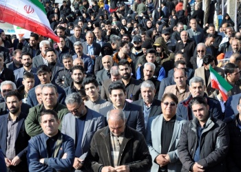 حضور حد اکثری مردم گیلانغرب در راهپیمایی 22 بهمن+عکس