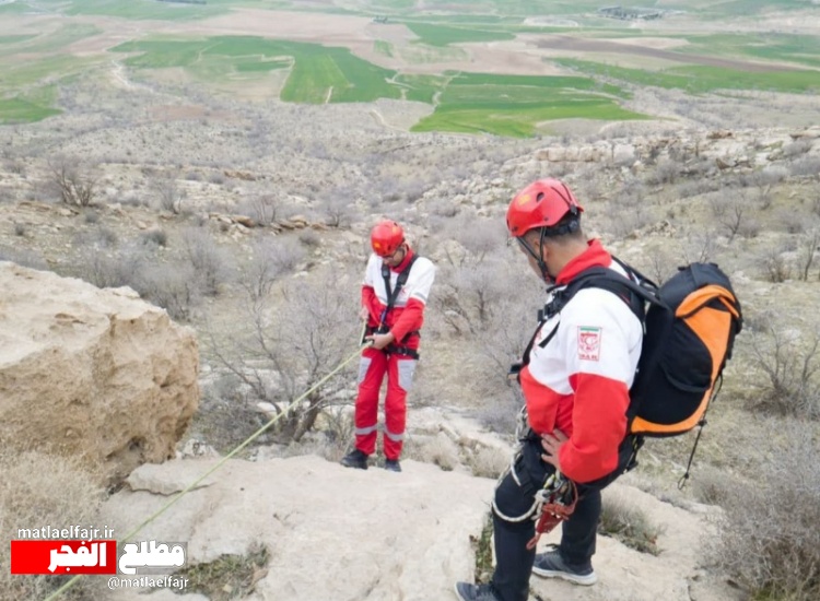 برگزاری دوره آموزشی تخصصی جستجو نجات کوهستان در گیلان‌غرب+عکس