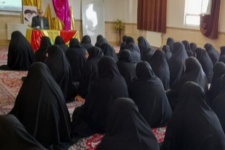 نشست سیاسی با موضوع پاسخگویی به شبهات در گیلانغرب