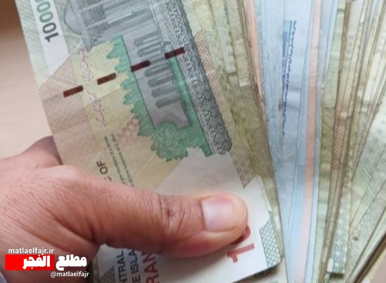 دولت مکلف به افزایش ۲۰ درصد حقوق کارمندان است