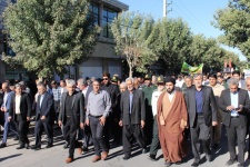 روایتی رسانه‌ای از شکوه حضور مردم گیلان‌غرب در راهپیمایی ۱۳ آبان و روز دانش‌آموز