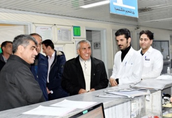 بازدید سرزده فرماندار گیلانغرب از بیمارستان الزهرا.س.+عکس