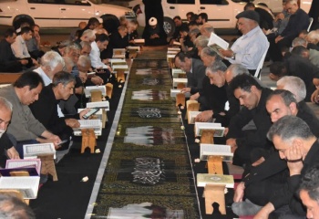 برگزاری محفل انس با قرآن در جوار مسجد جامع گیلانغرب