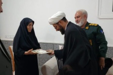 تجدید عهد مسئولان گیلانغرب با آرمان شهدا در دیدار با خانواده‌های معظم شهیدان