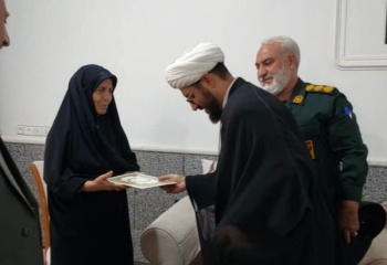 تجدید عهد مسئولان گیلانغرب با آرمان شهدا در دیدار با خانواده‌های معظم شهیدان