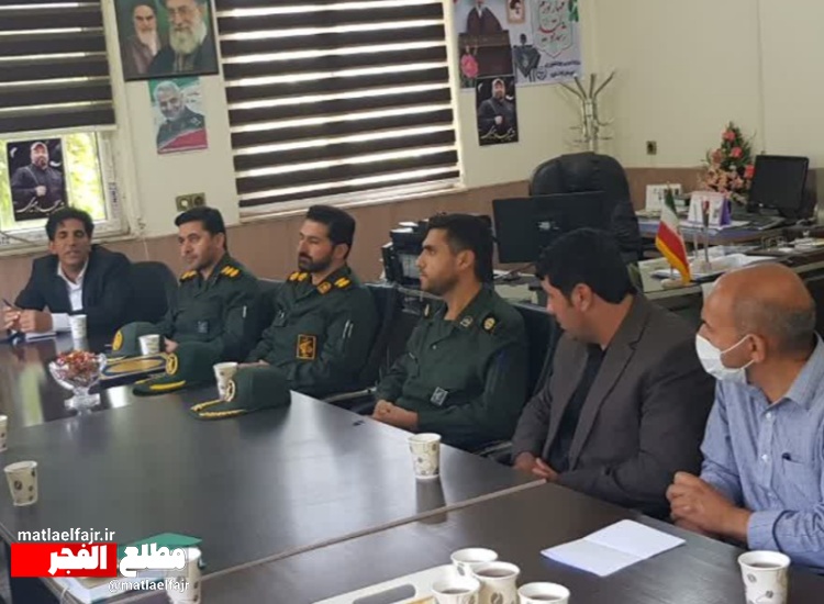 دیدار فرمانده سپاه شهرستان گیلانغرب با رئیس و کارکنان جهاد کشاورزی+عکس