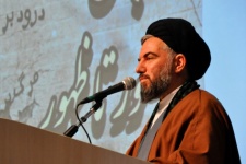 استقلال و خودکفایی از مهمترین دستاوردهای انقلاب اسلامی  است
