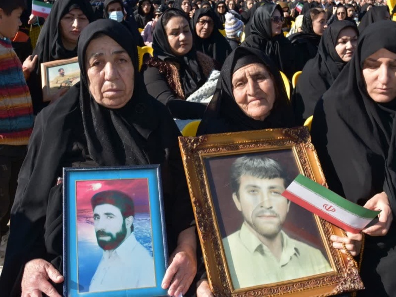 شهدا تئوری و نظریه انقلاب اسلامی حضرت امام را به فعلیت رساندند.