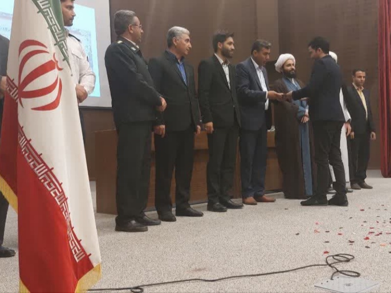 آیین تجلیل از معلمان در بخش گواور برگزار شد + تصاویر آیین تجلیل از معلمان در بخش گواور برگزار شد + تصاویر