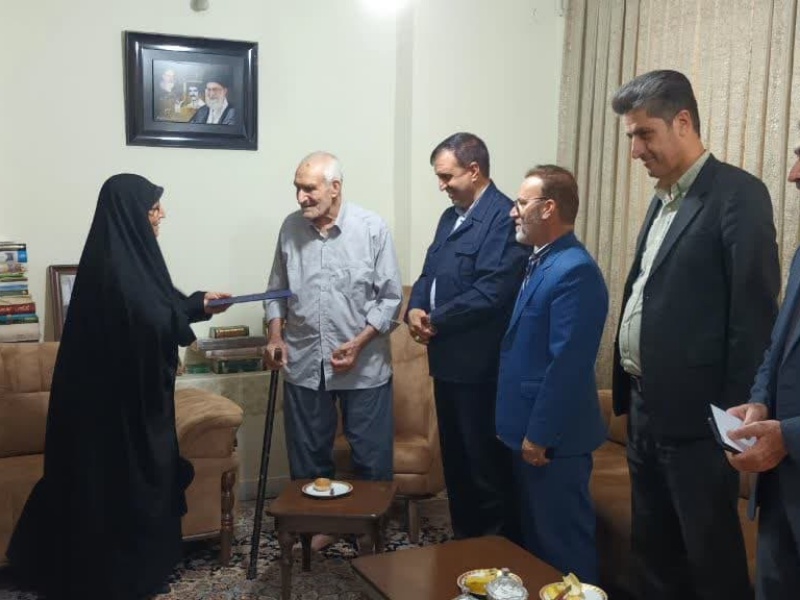 مشکلات خانوادههای ایثارگر فرهنگی رسیدگی و پیگیری میشود+ عکس مشکلات خانوادههای ایثارگر فرهنگی رسیدگی و پیگیری میشود+ عکس