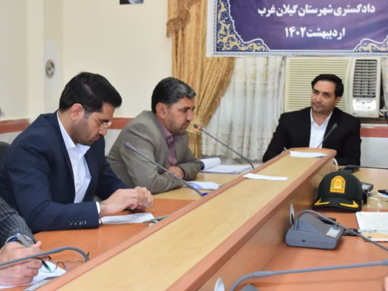 ضرورت اهتمام همه دستگاهها به موضوع افزایش آگاهی های عمومی شهروندان +عکس ضرورت اهتمام همه دستگاهها به موضوع افزایش آگاهی های عمومی شهروندان +عکس
