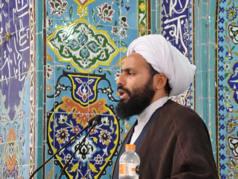 تذکر امام جمعه گیلانغرب به مسئولان در خصوص پیگیری مطالبات مردم و ممانعت از ترک فعل+عکس