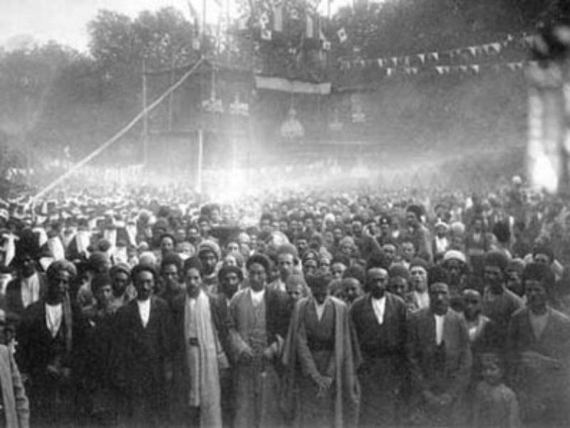 14 مرداد؛ سالروز صدور فرمان مشروطیت 14 مرداد؛ سالروز صدور فرمان مشروطیت