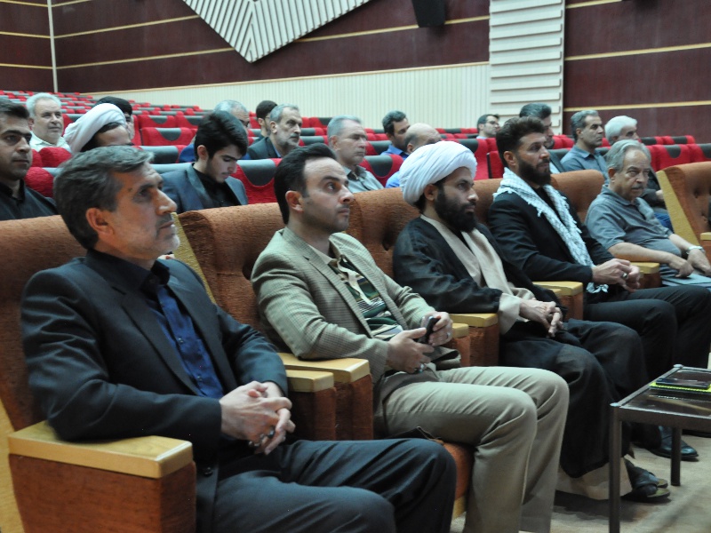 همایش ایجاد تحول در مدیریت وحکمرانی در شهرستان گیلانغرب برگزار شد + تصاویر