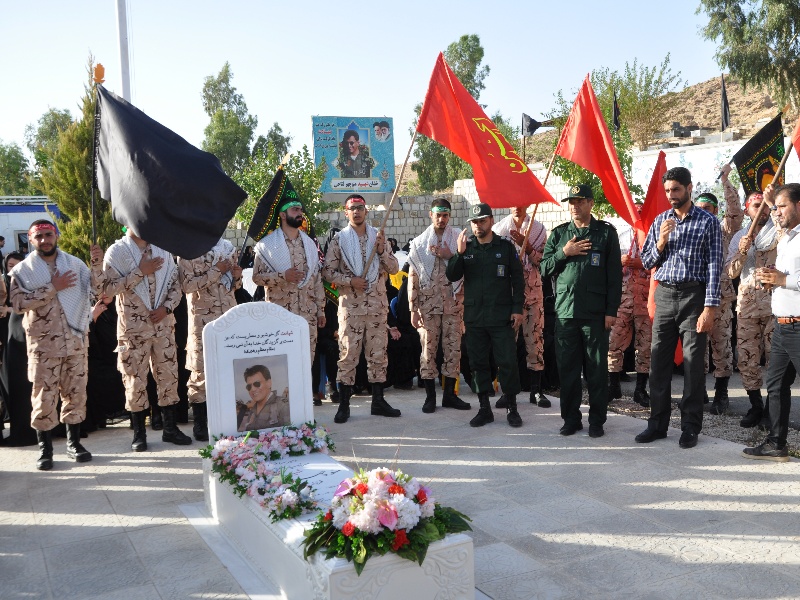 آیین پنجمین سالگرد شهادت سرتیپ خلبان منوچهر فتاحی در گیلانغرب برگزار شد+تصویر آیین پنجمین سالگرد شهادت سرتیپ خلبان منوچهر فتاحی در گیلانغرب برگزار شد+تصویر