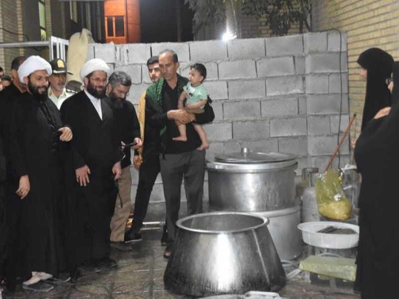 معاون سازماندهی شورای سیاست گذاری ائمه جمعه کشور از موکب های گیلانغرب بازدید کرد + عکس معاون سازماندهی شورای سیاست گذاری ائمه جمعه کشور از موکب های گیلانغرب بازدید کرد + عکس