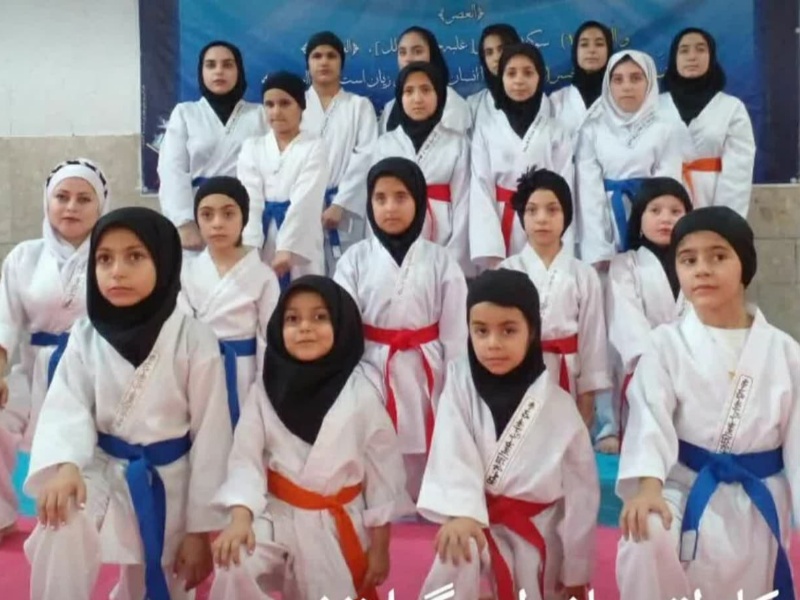 بانوان کاراته کار گیلانغربی گل کاشتند+عکس بانوان کاراته کار گیلانغربی گل کاشتند+عکس