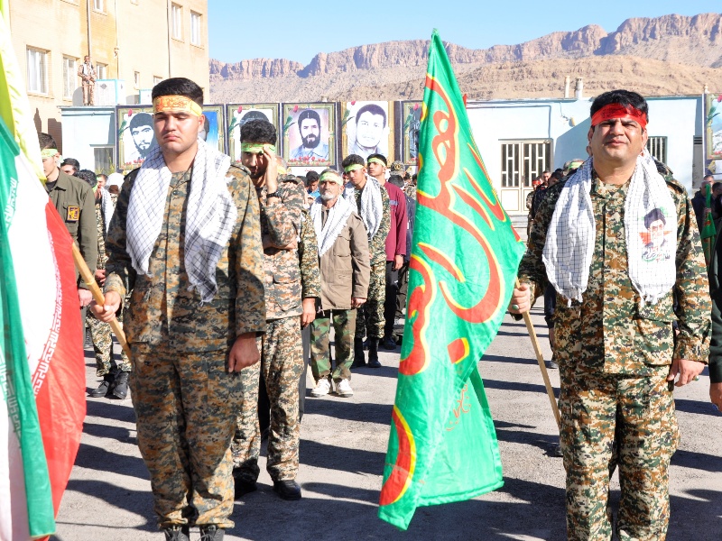 شکوه "اقتدار بسیج"در گیلانغرب+عکس