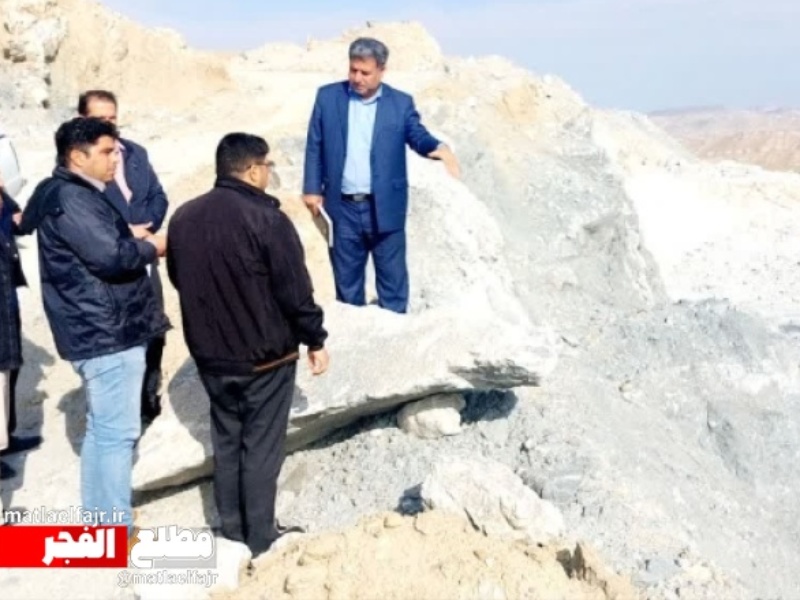 بازدید میدانی فرماندار از عملیات اجرایی پروژه ملی جاده محور زله زرد+عکس