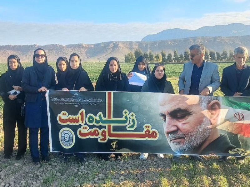 بازدید گروه‌های جهادی بخش کشاورزی از مزارع دهستان گورسفید+عکس