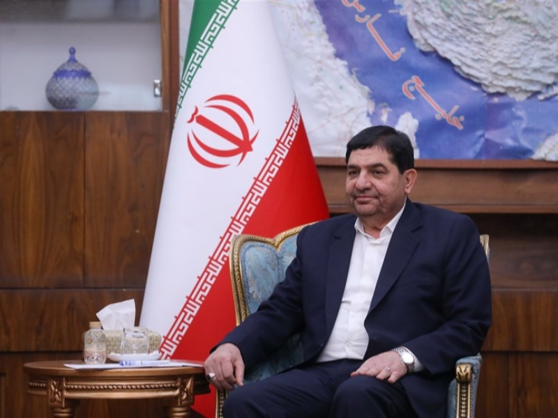 رهبر انقلاب "مخبر" را به عنوان مدیر قوه مجریه منصوب کردند