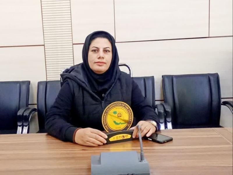 کانون مربیان ایران از "مربی گیلانغربی" تقدیر کرد+عکس