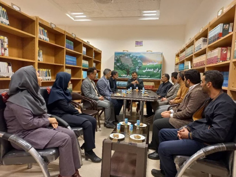 تاکید فرماندار گیلانغرب ضرورت توجه به کتاب و کتابخوانی تاکید فرماندار گیلانغرب ضرورت توجه به کتاب و کتابخوانی