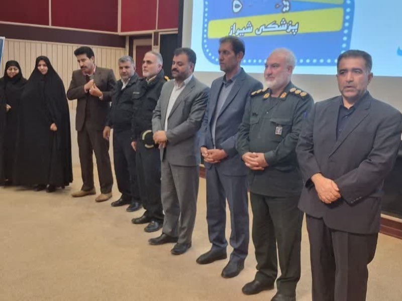 نفرات برتر کنکور سراسری در گیلانغرب تجلیل شدند+عکس