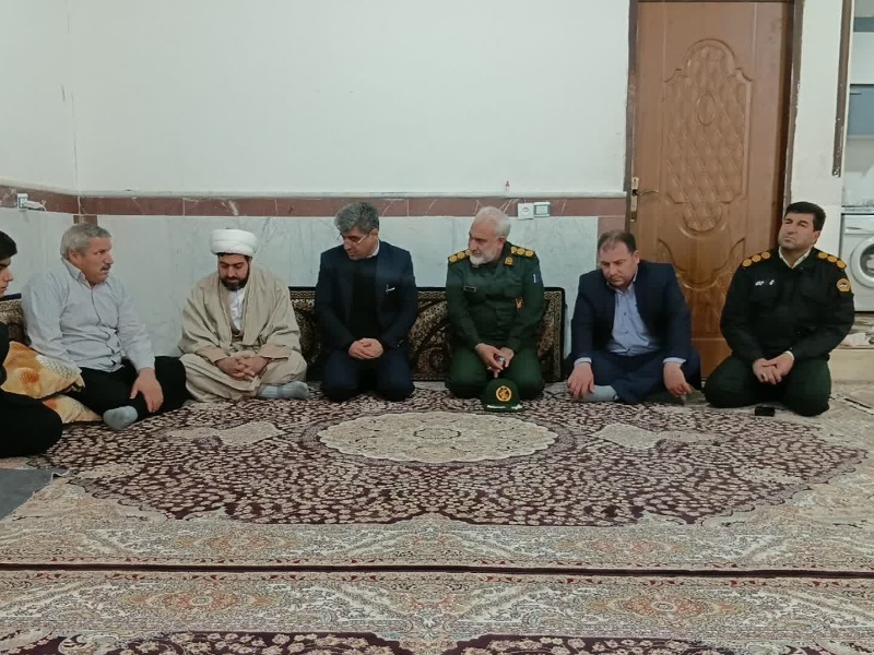 دلجویی مسئولان گیلانغرب از جانبازان ، همزمان با میلاد حضرت ابوالفضل.ع. و روز جانباز+عکس