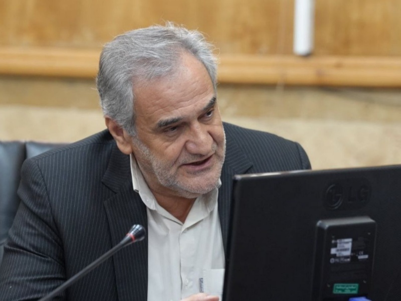 تابلوهای راهداری ایلام در جغرافیای کرمانشاه بدون خسارت جمعآوری و به محل اصلی منتقل شدند تابلوهای راهداری ایلام در جغرافیای کرمانشاه بدون خسارت جمعآوری و به محل اصلی منتقل شدند