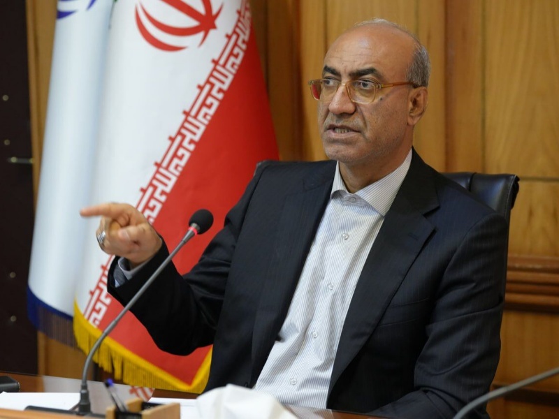 انتقاد تند استاندار کرمانشاه از عملکرد انبارها در بازارچه مرزی سومار انتقاد تند استاندار کرمانشاه از عملکرد انبارها در بازارچه مرزی سومار