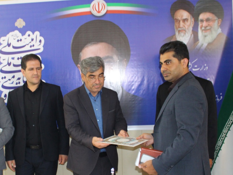 هیچ میزی دائمی نیست؛ ملاک ماندگاری مدیران رضایت مردم است/ضرورت بازنگری طرح جامع گیلانغرب هیچ میزی دائمی نیست؛ ملاک ماندگاری مدیران رضایت مردم است/ضرورت بازنگری طرح جامع گیلانغرب