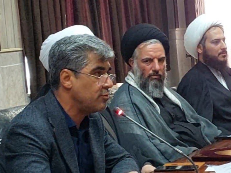 همراهی ائمه جمعه نقش مهمی در تقویت وحدت و پیگیری مطالبات مردم دارد